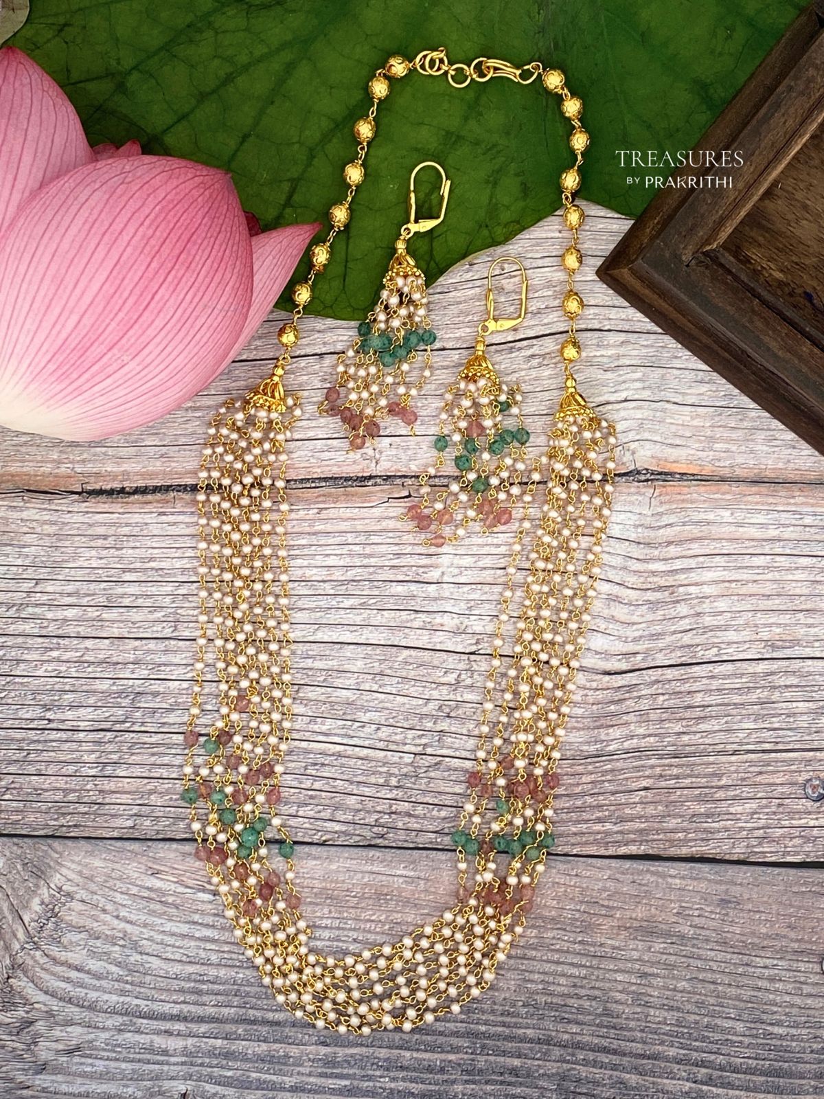 Multi-Strand Pearl chain - JN58