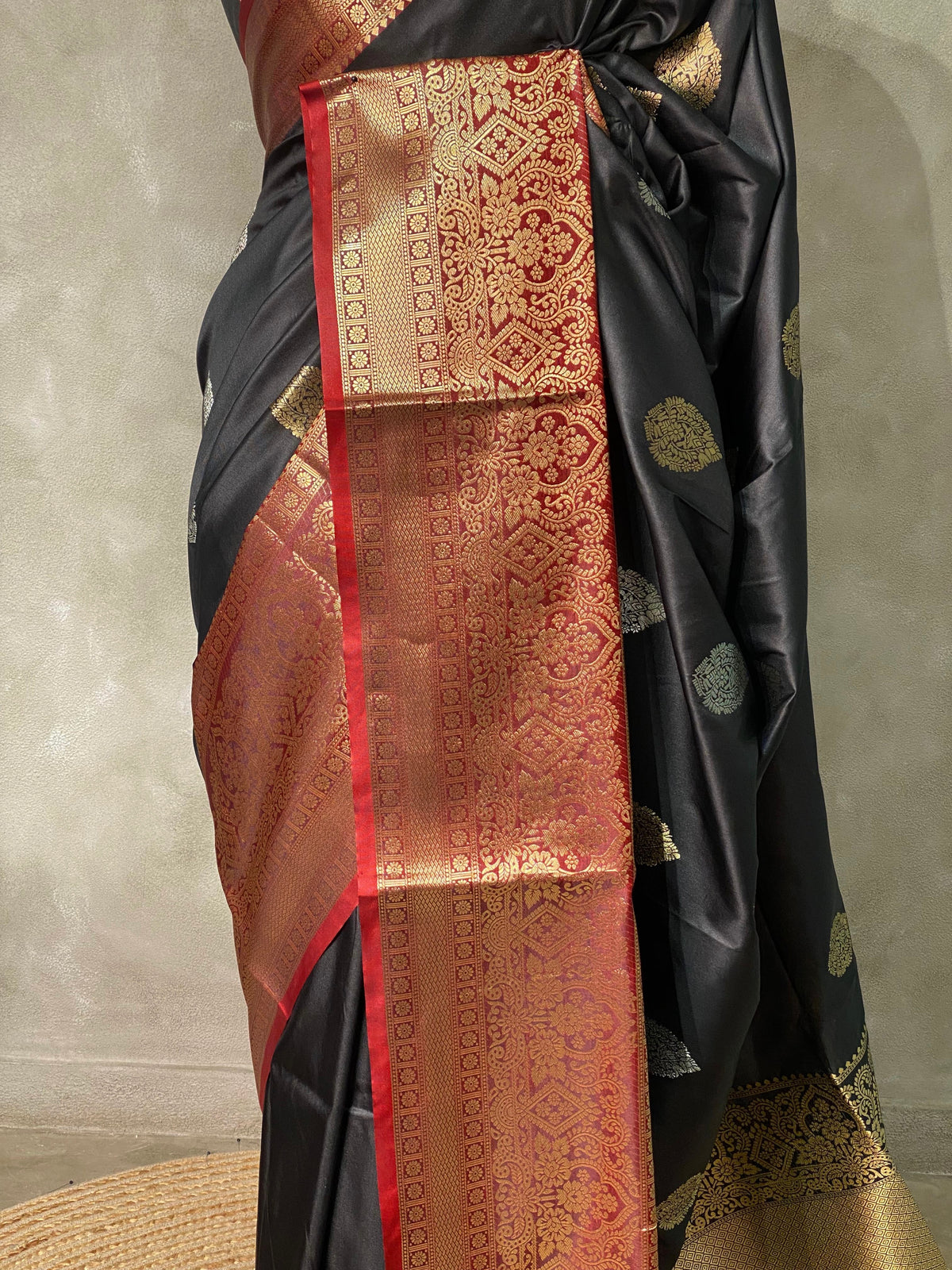 Black Banarasi saree -BSP3J