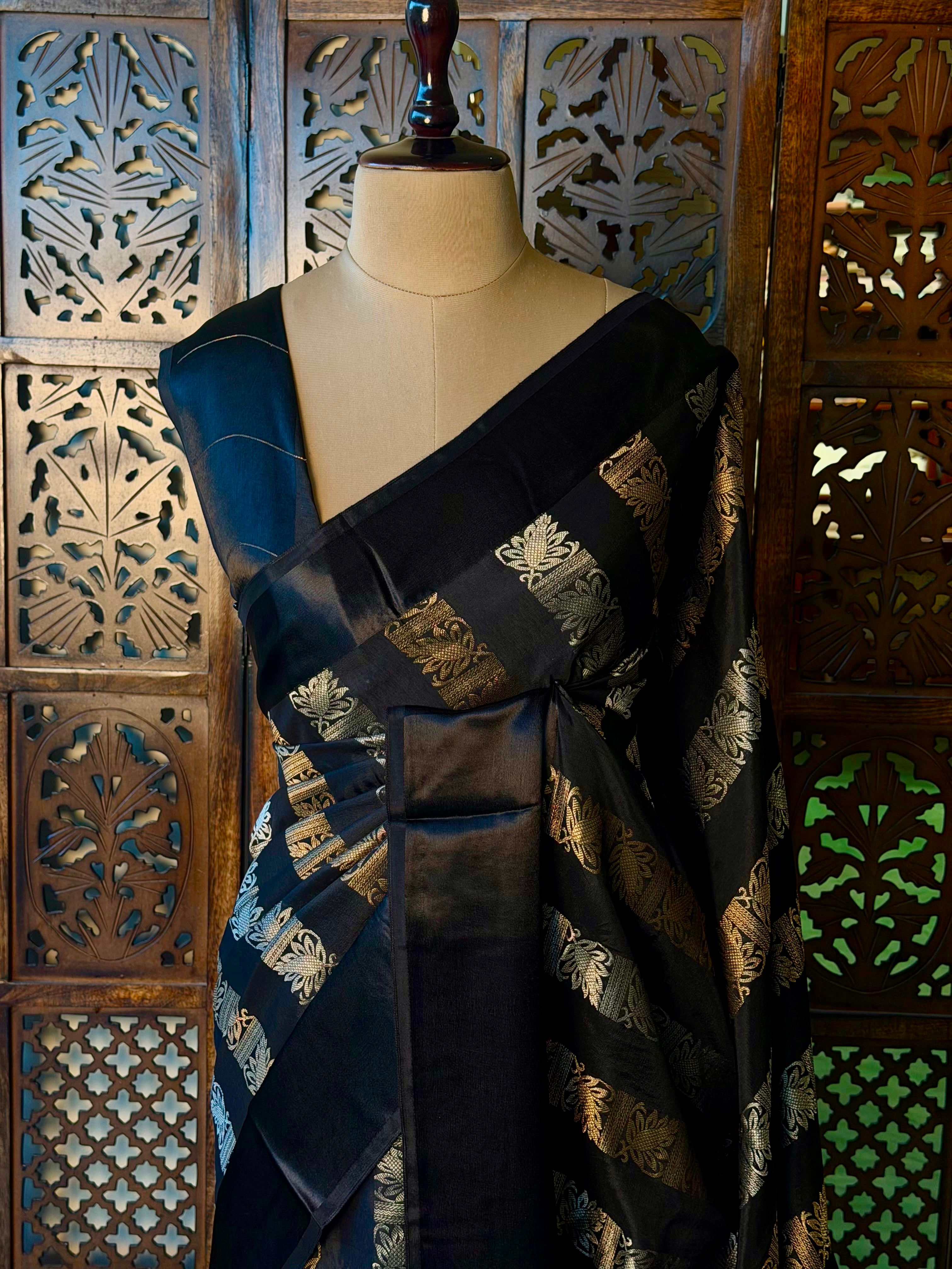 Black Banarasi Crape silk saree - PBRHC5