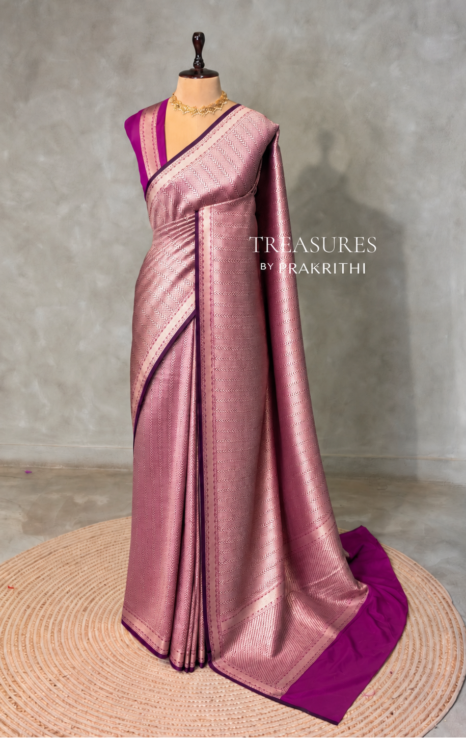 Deep Purple katan Banarasi silk saree - PRAZ12A