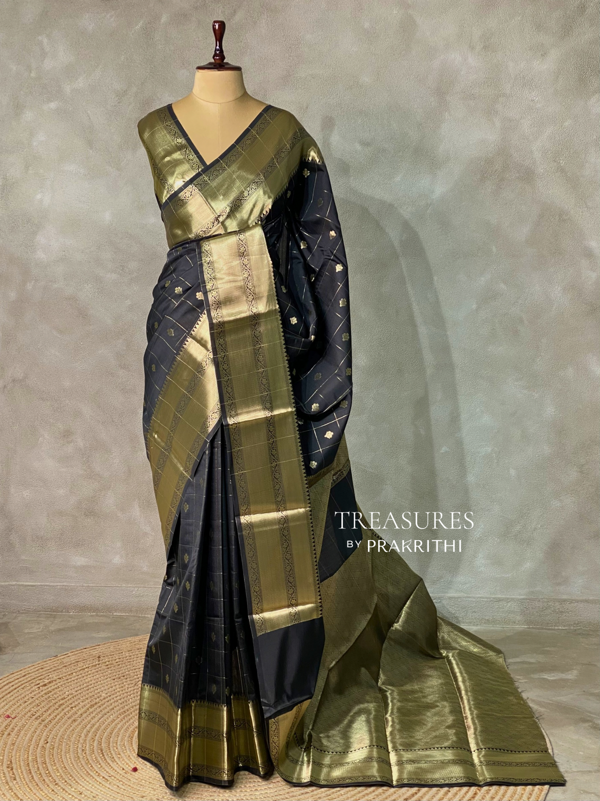 Black Banarasi silk Saree - RUK1A