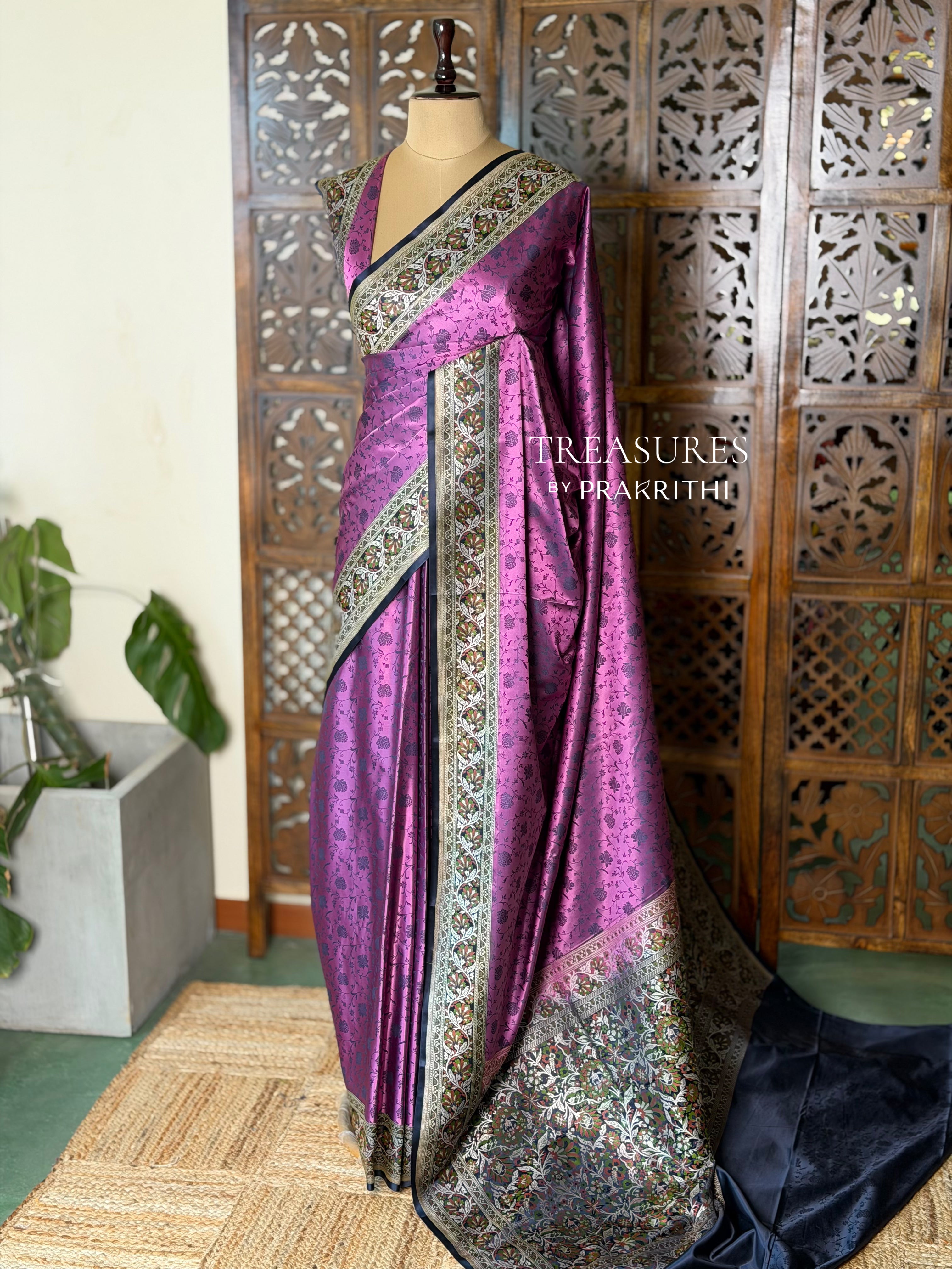 Dark mauve shade pure Tanchui banarasi saree: PBR56C