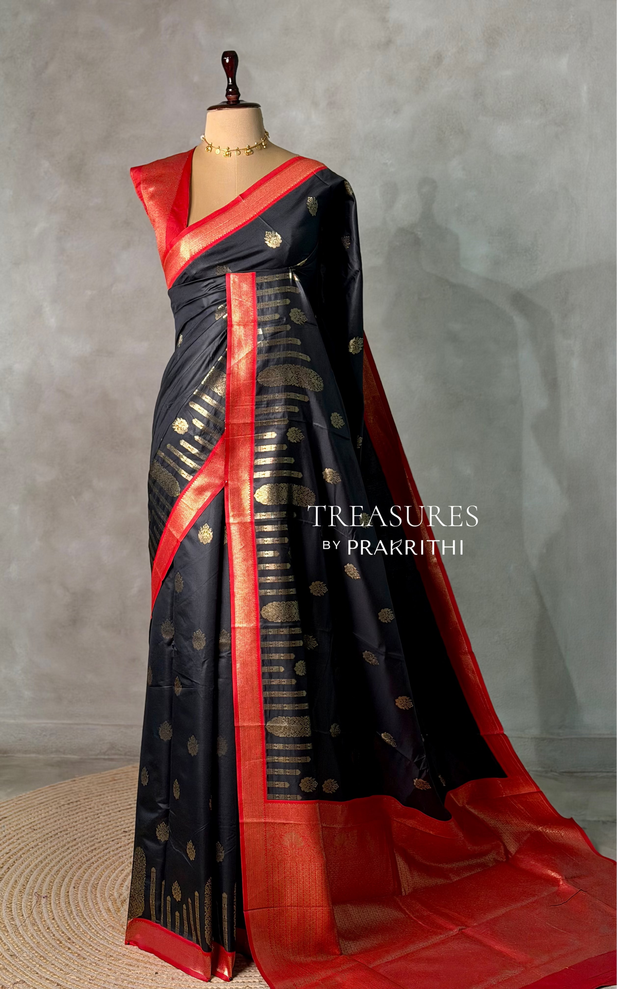 Black and Red blue silk saree - PBR24C
