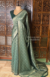 Dark Green Katan Banarasi silk saree - RAZ3W