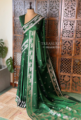 Green zatin Banarasi silk saree - RAZ1IE