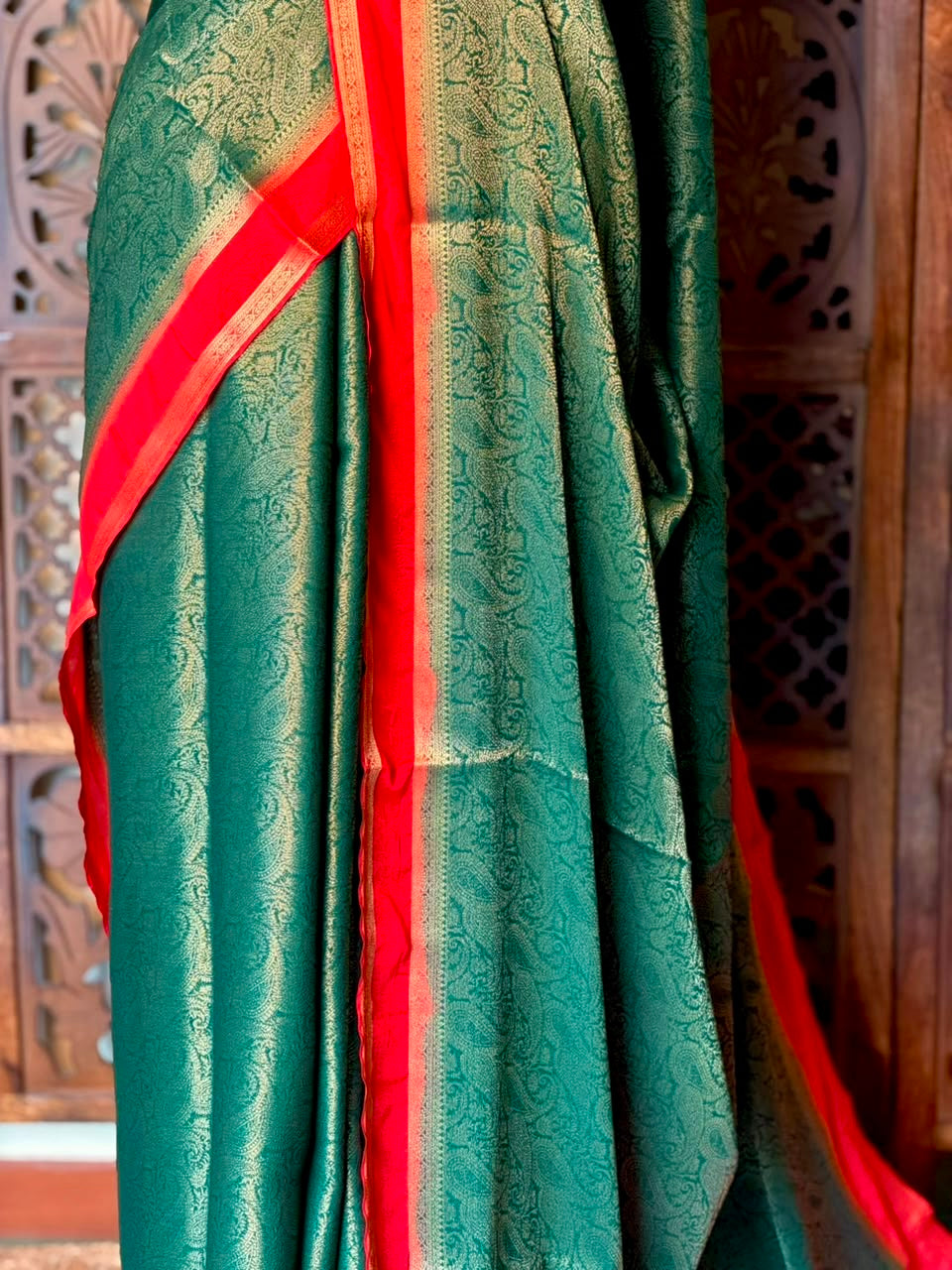 Green and Red Banarasi Crape silk saree - PBRHE1