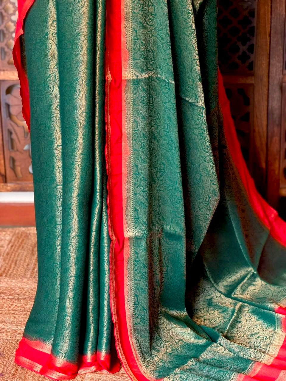 Green and Red Banarasi Crape silk saree - PBRHE1