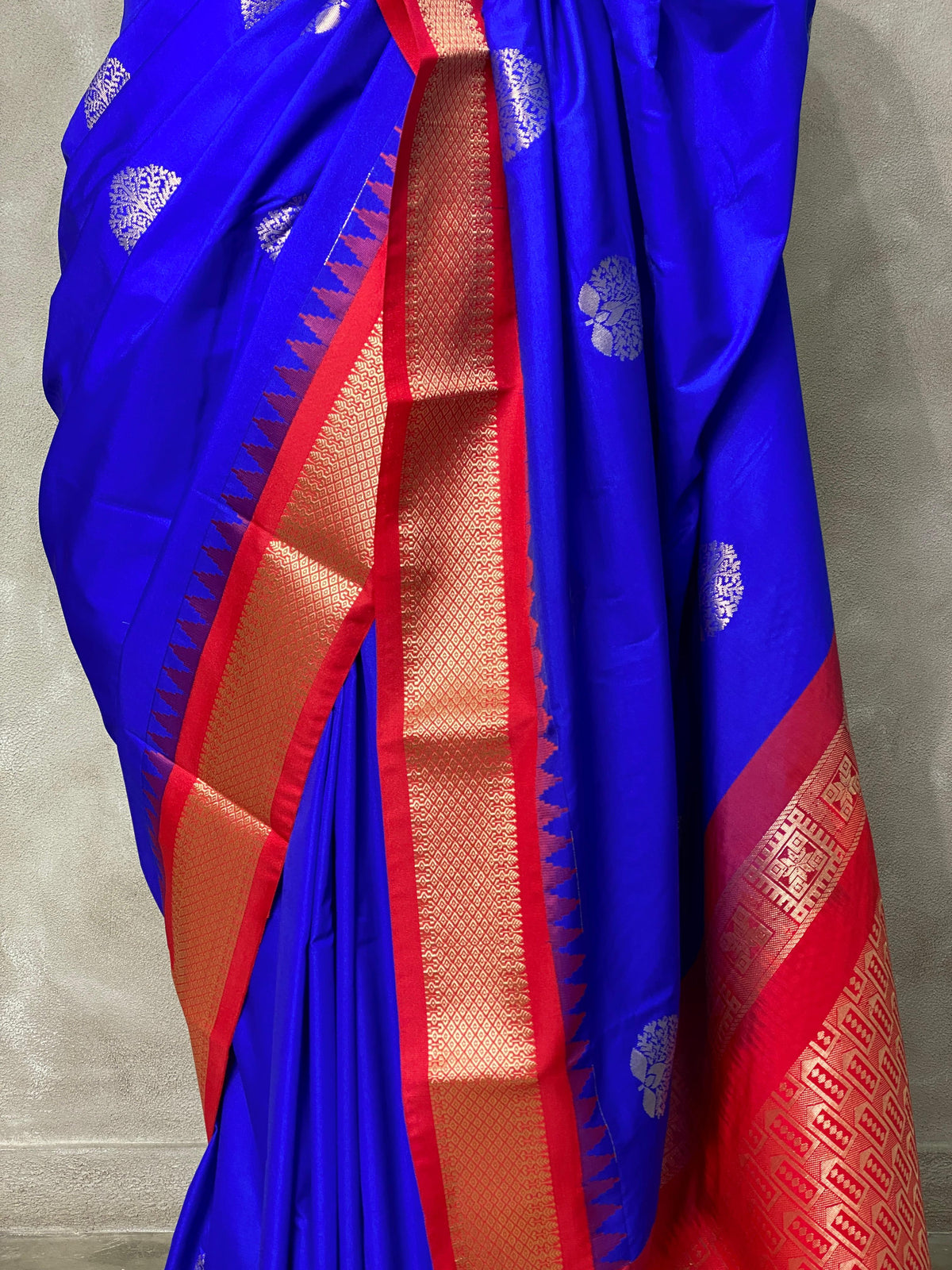 Royal blue and red traditional kanchi saree - PSSRB