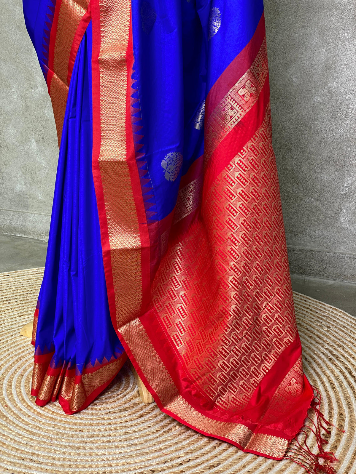 Royal blue and red traditional kanchi saree - PSSRB