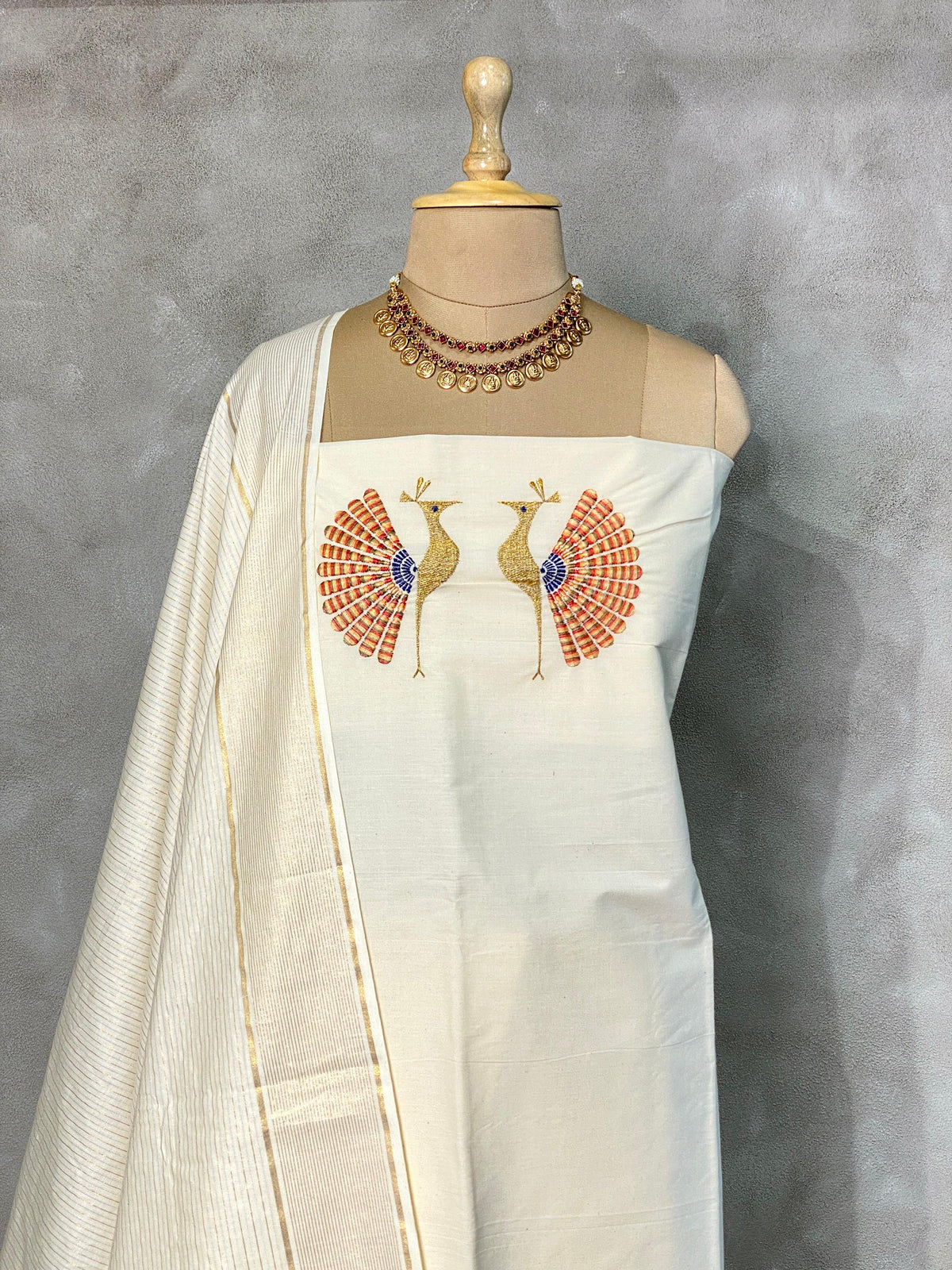 Onam salwar material - PPEACOCKS