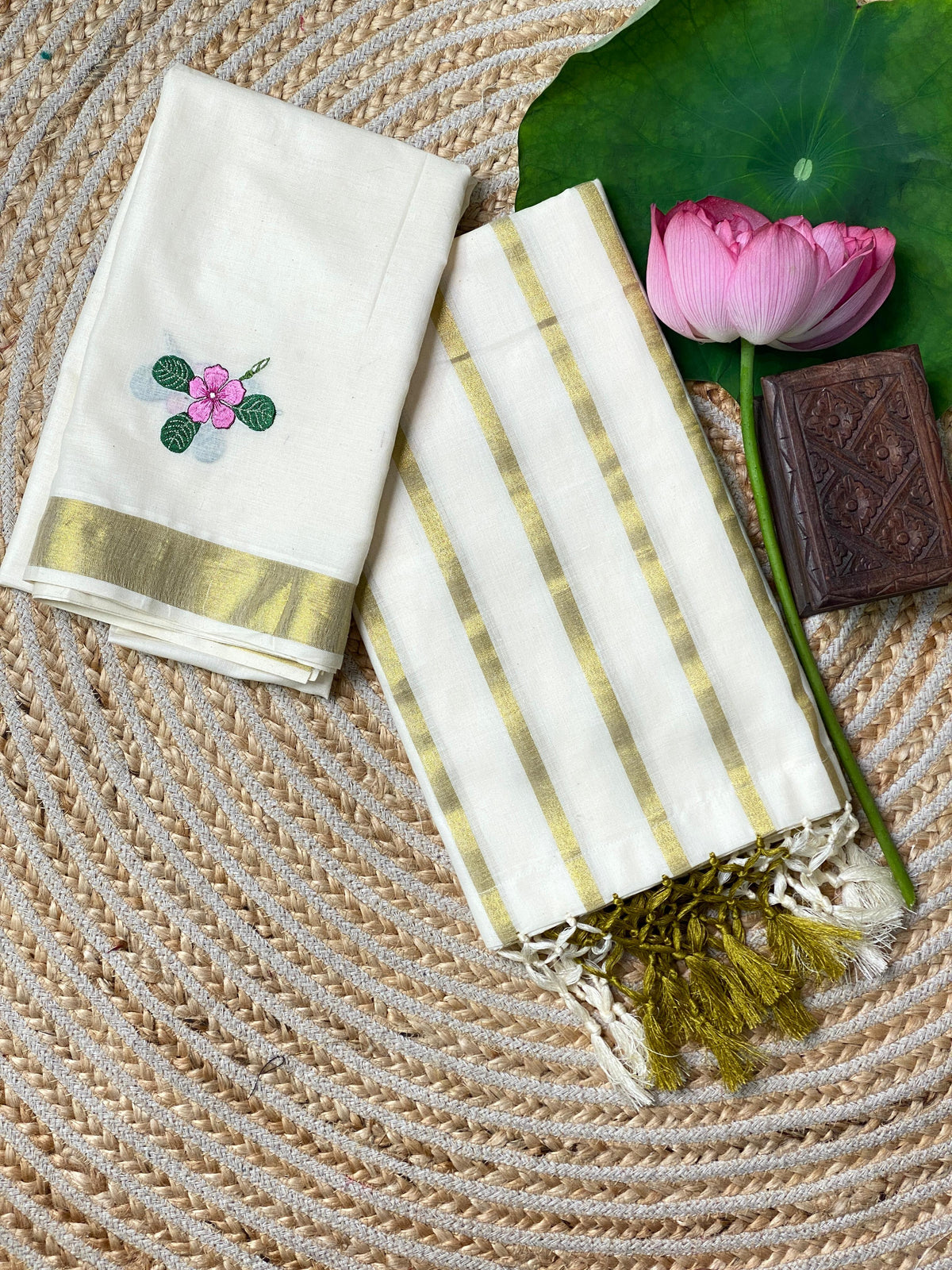 Kerala saree - Nithyakalyani