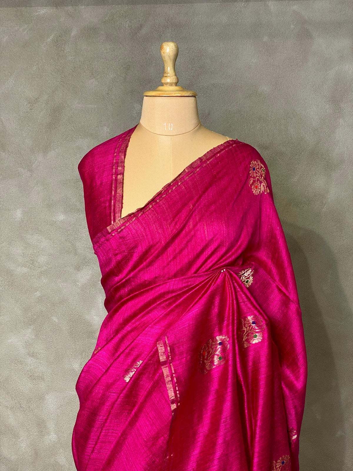 Pure Matka silk (jute silk) in magenta shade - PSMATKA1
