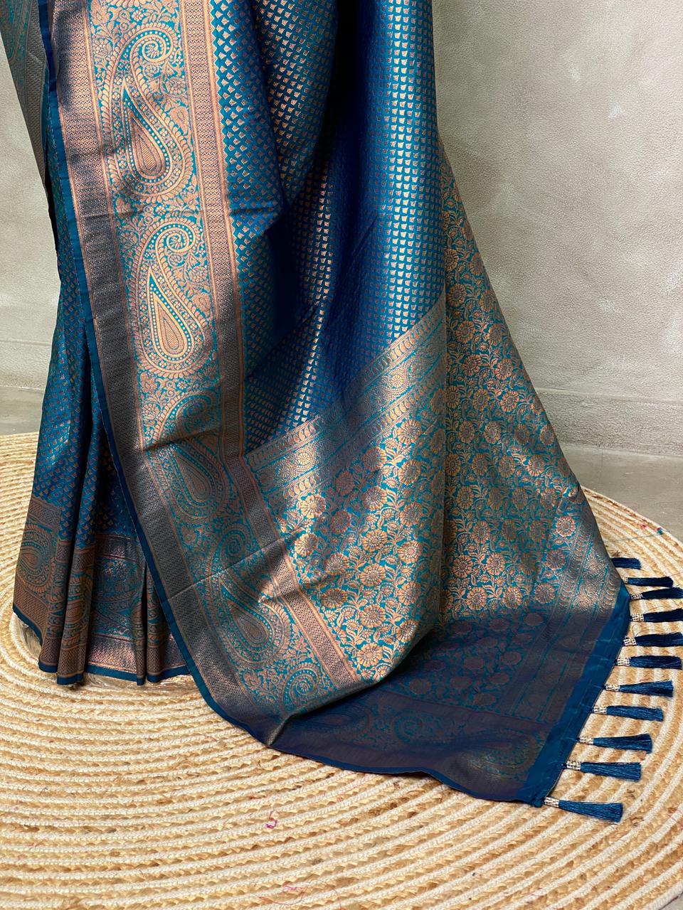 Peacock blue Banarasi silk saree - PBSH