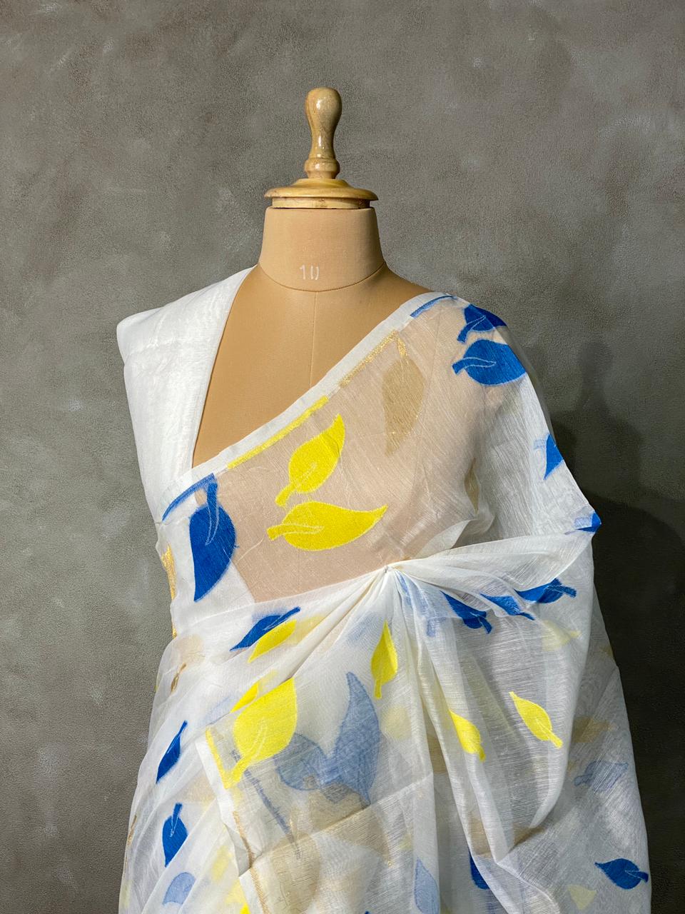 Cotton jamdani saree in white- PSCJ16