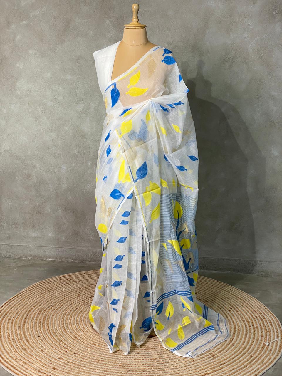 Cotton jamdani saree in white- PSCJ16