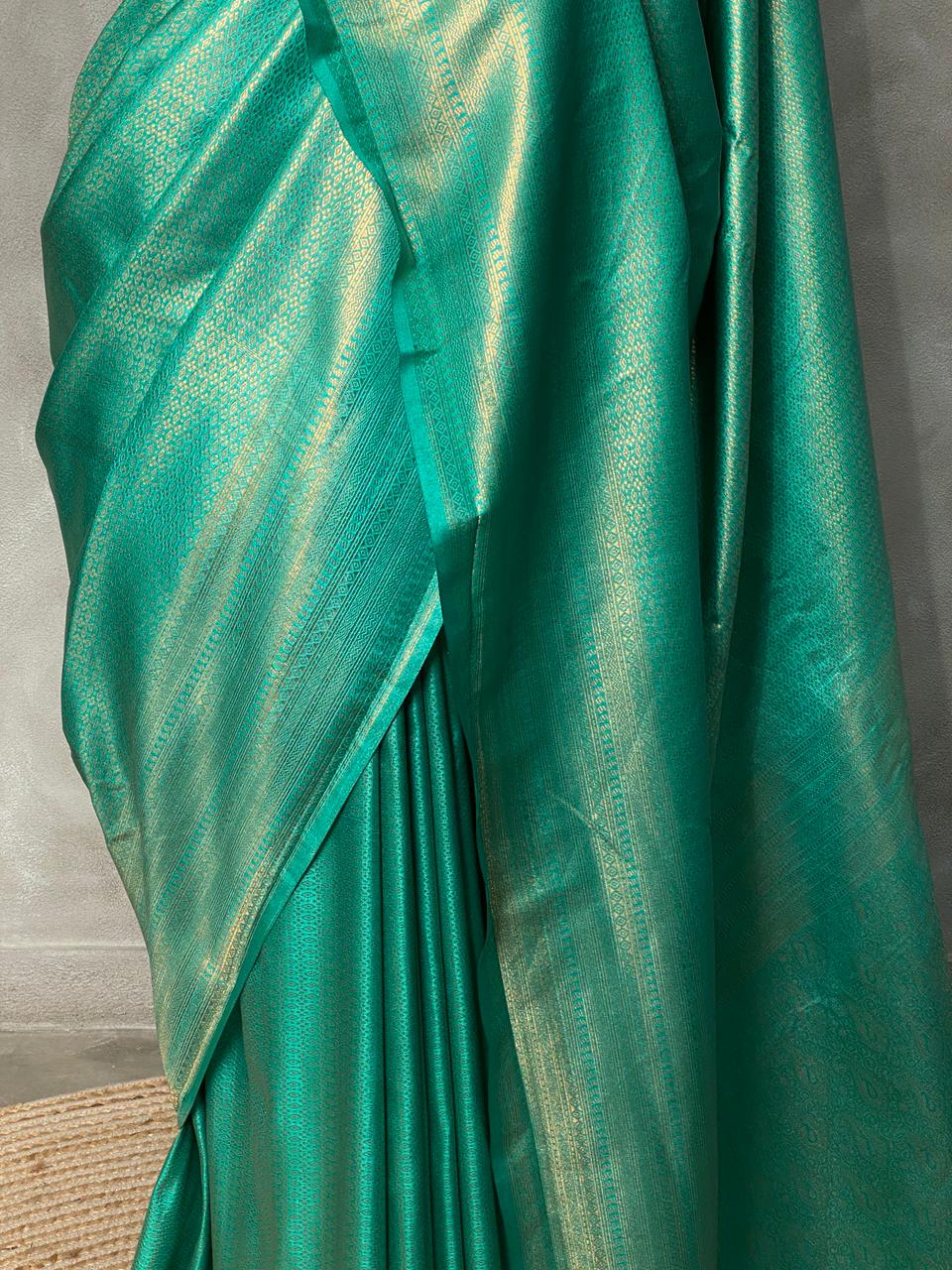 Turquoise greeń semi banarasi Saree -PBL11
