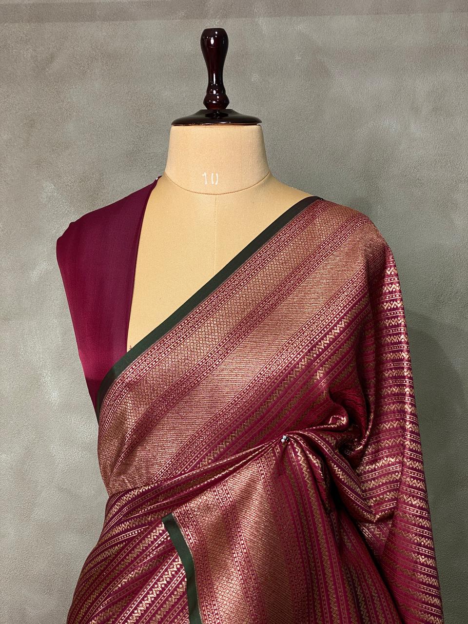 Dark wine Semi katan Banarasi silksaree - PSB07d