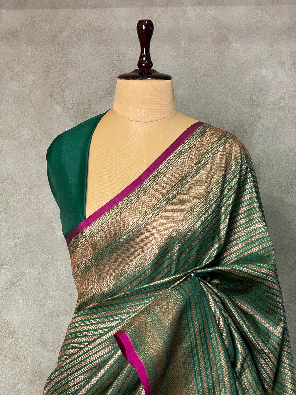 Dark green Semi katan Banarasi silksaree - PSB07fg