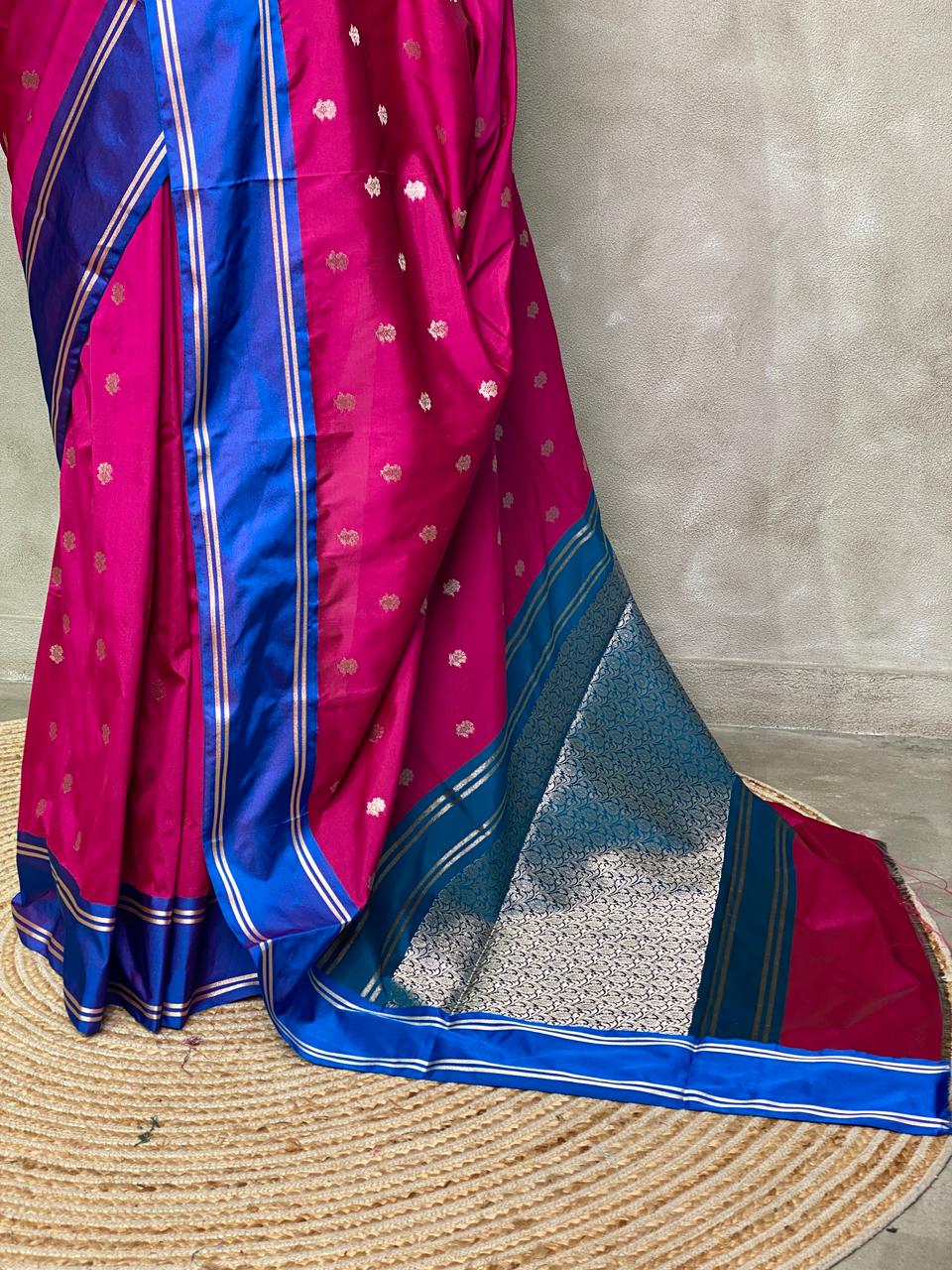 Magenta and Green Banarasi silk saree - PSB0C