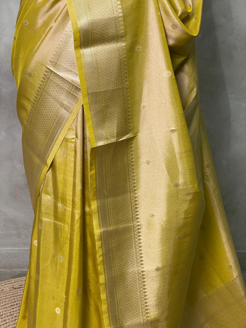 Greenish gold pure Tissue Banarasi silk saree - PSB0F