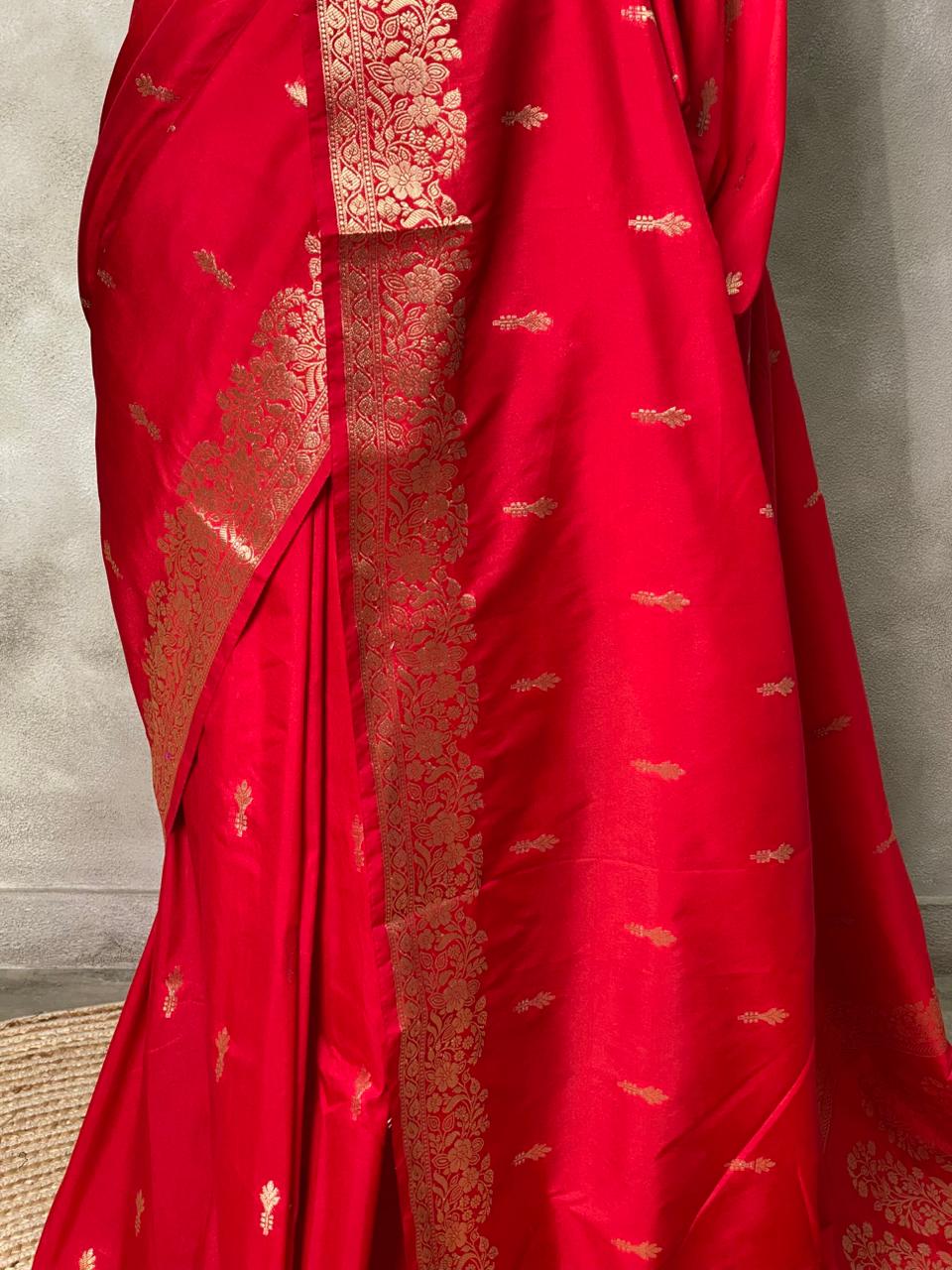 Red Banarasi silk saree - PBSFD