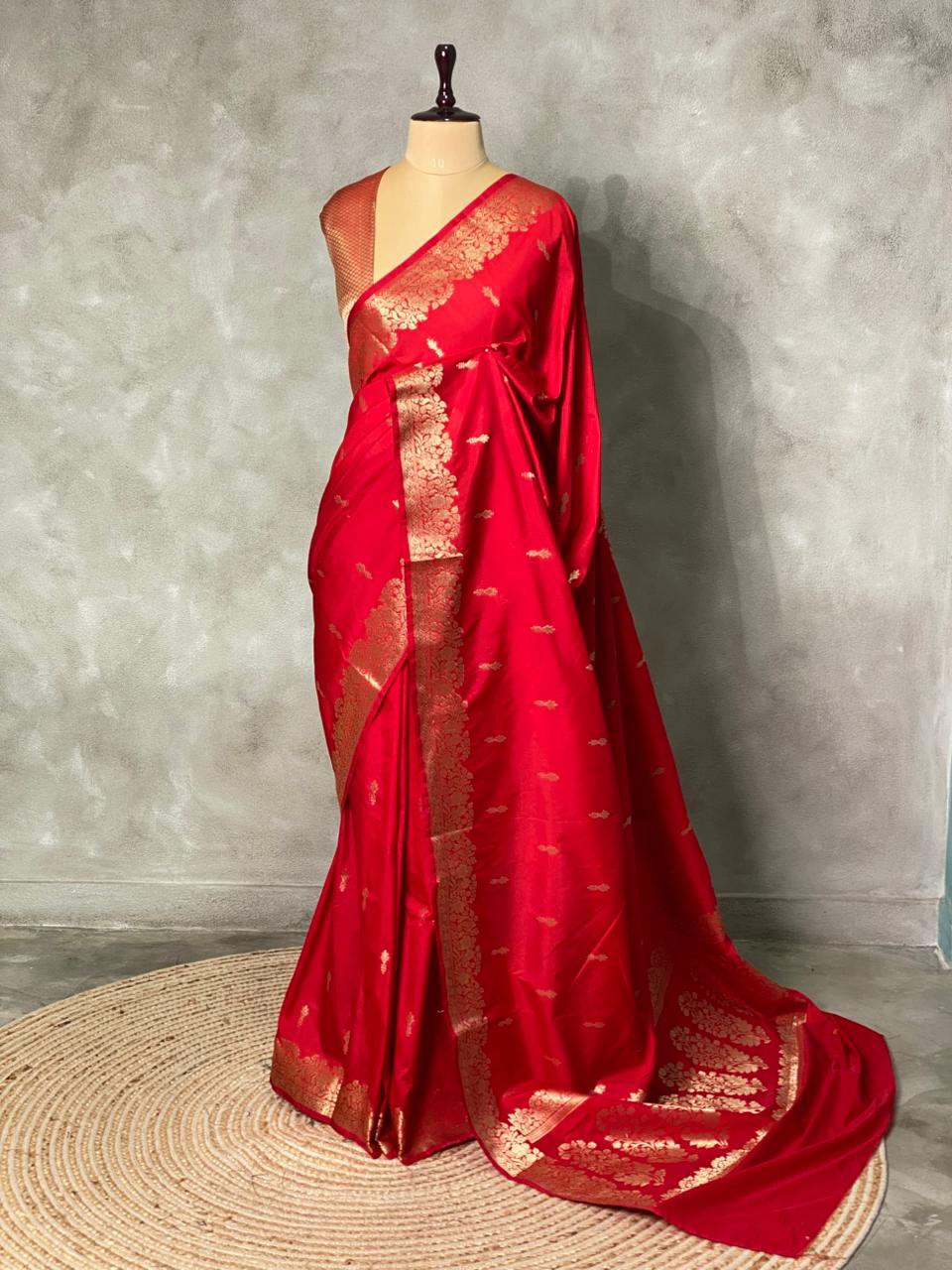 Red Banarasi silk saree - PBSFD