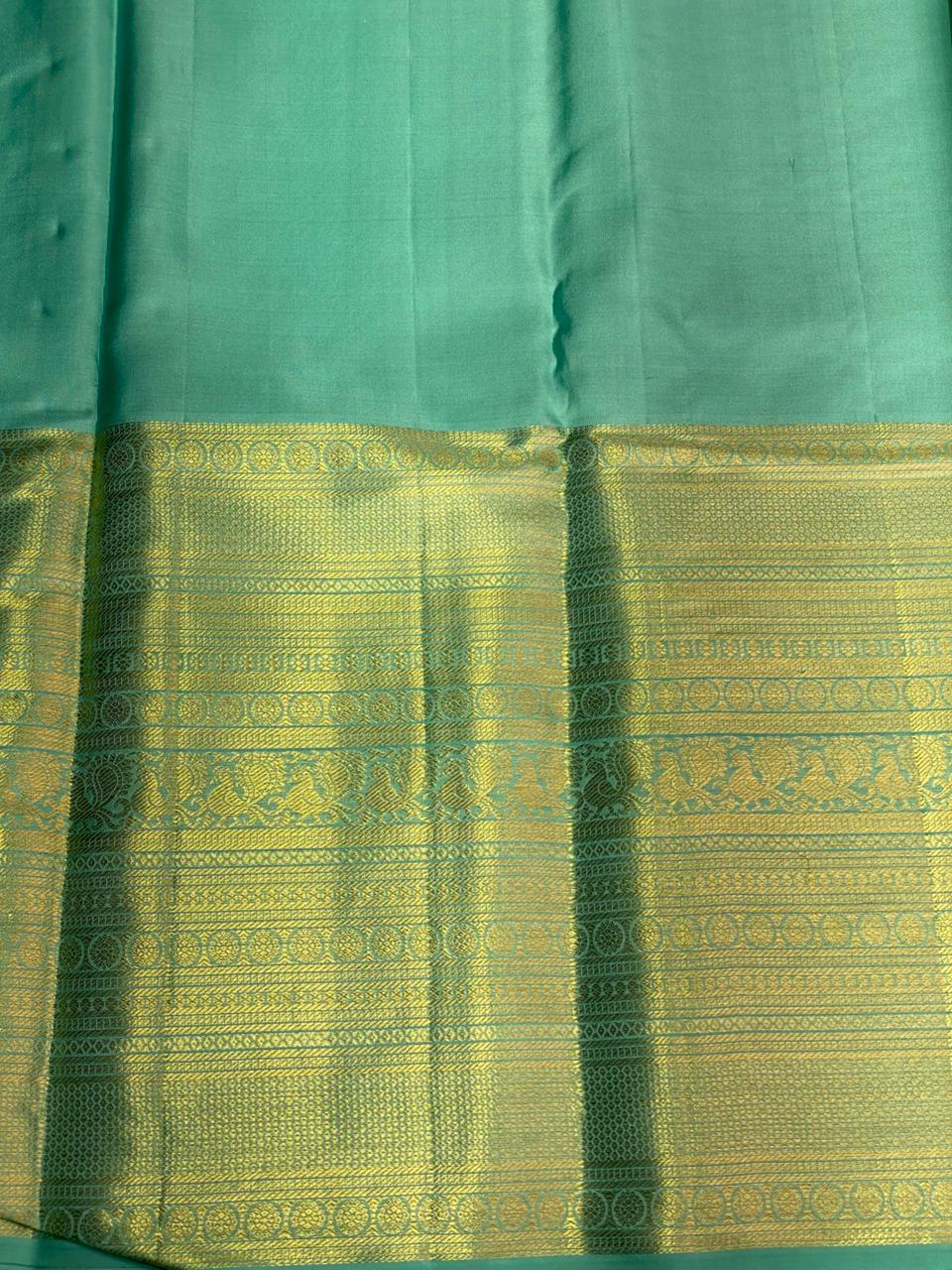 Green Pure tissue Kanchipuram Silk saree - PPURE47