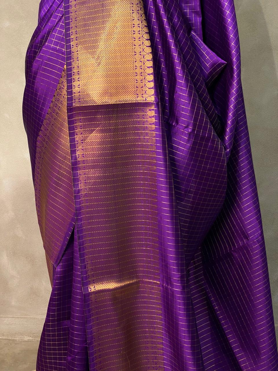 Violet banarasi silksaree - AISHCK4
