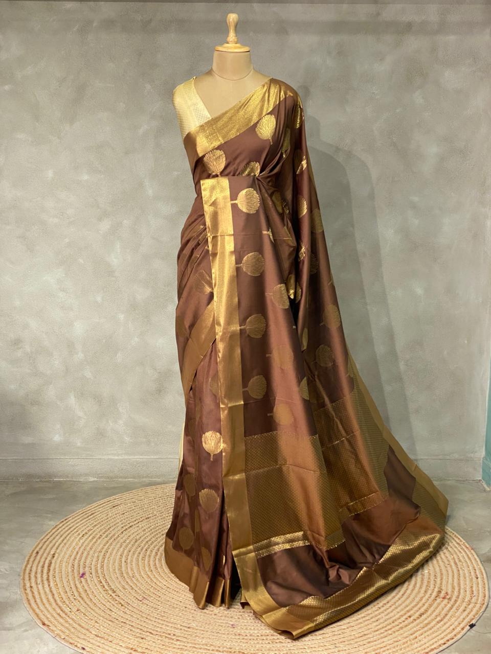 Brown Banarasi silksaree - PIH5F