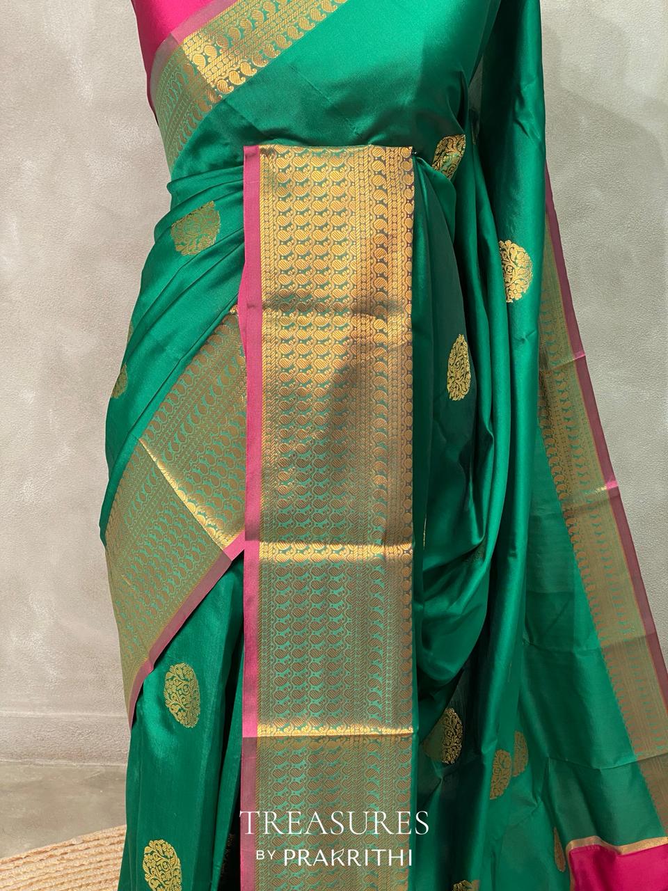 Green and Magenta semi kanchipuram soft silk saree - PSSN139