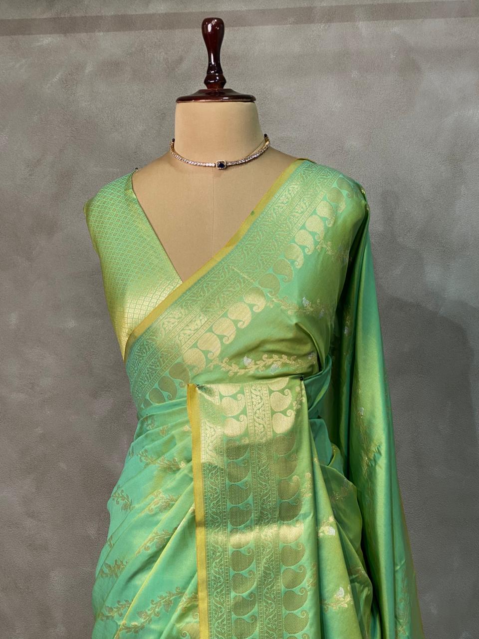 Yellowish Green banarasi silk saree - PIH32D