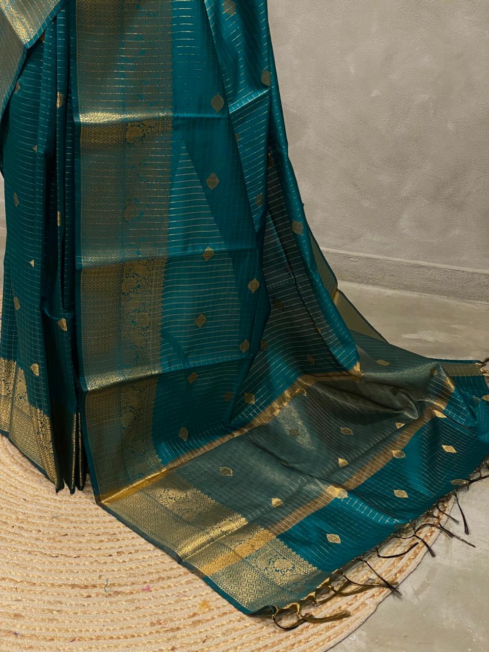 Peacock Blue banarasi silksaree - AISHCK9F
