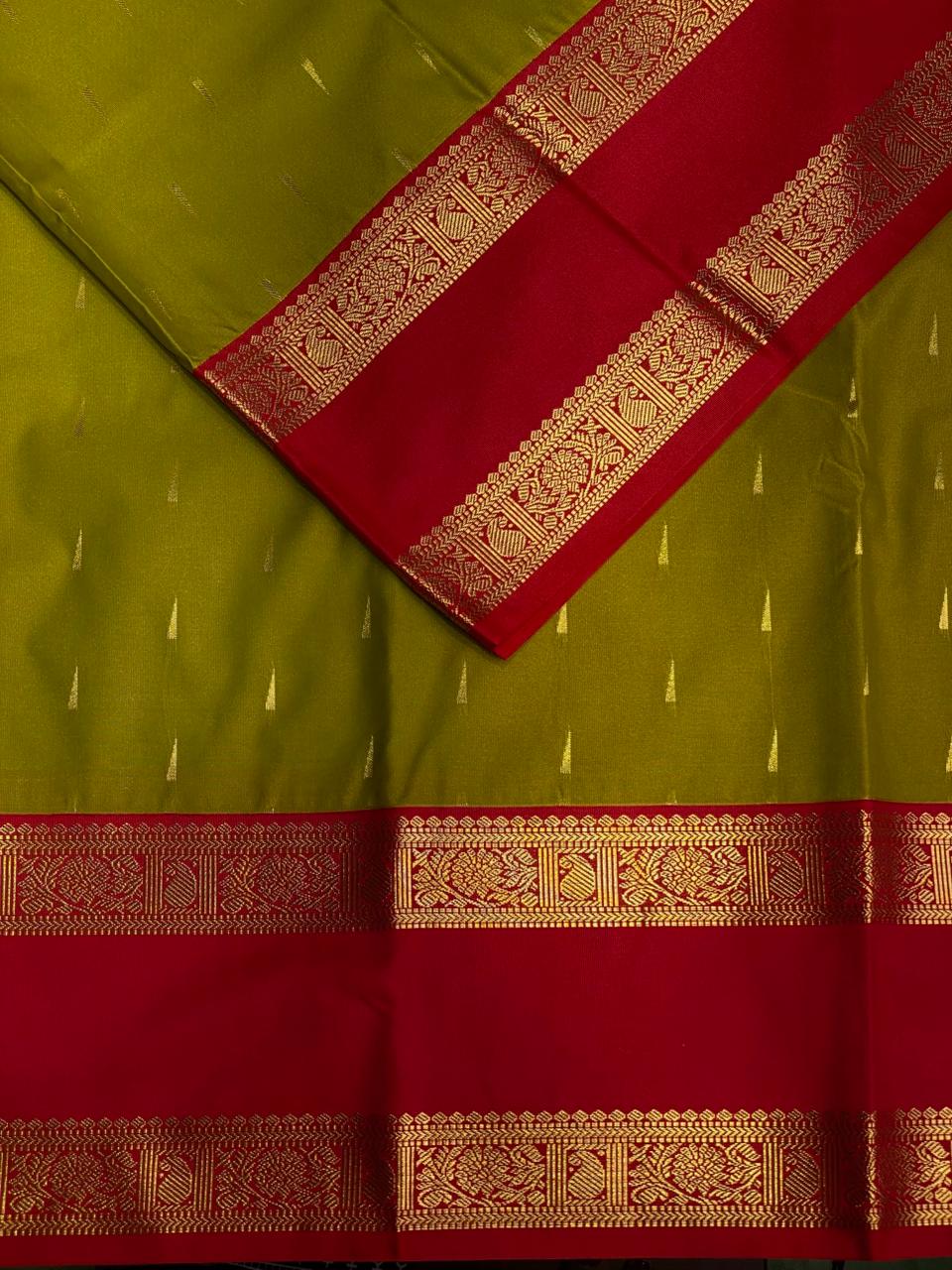 Olive Green and magenta kanchipuram silk saree- PSSR258