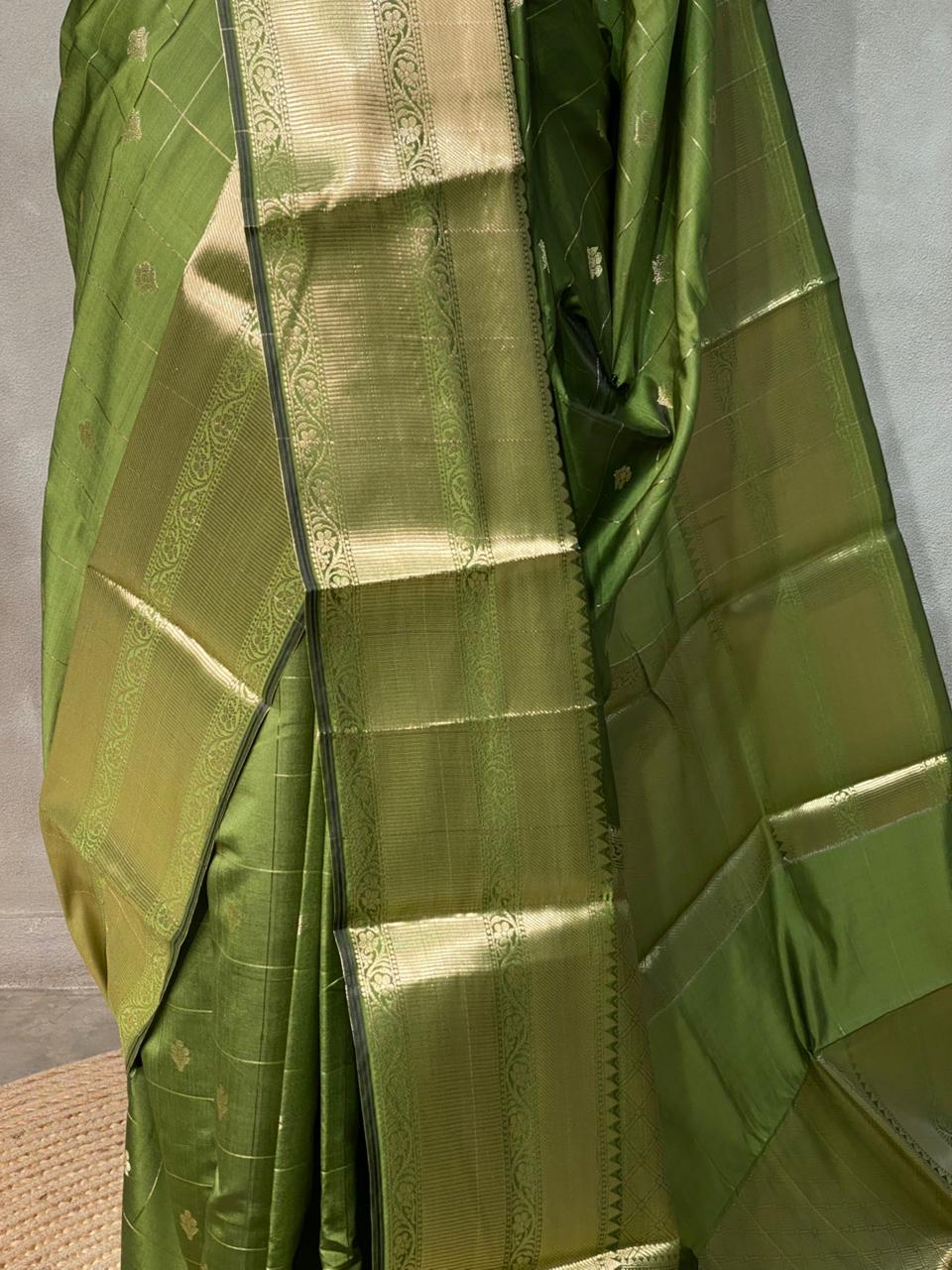 Olive Green Banarasi silk Saree - RUK1F
