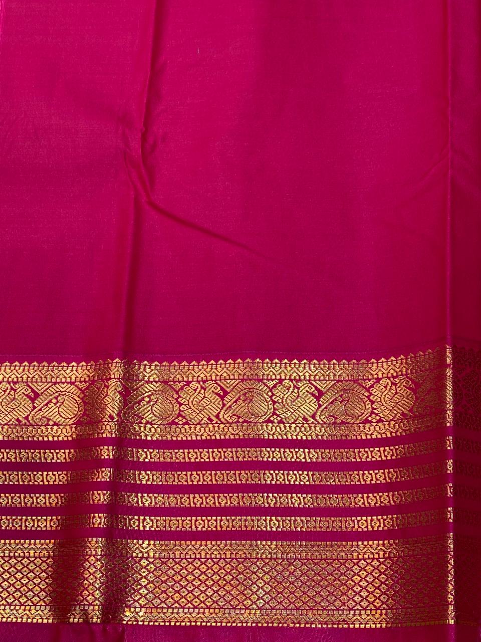 Parrot Green and Magenta kanchipuram silk saree- PSSR238