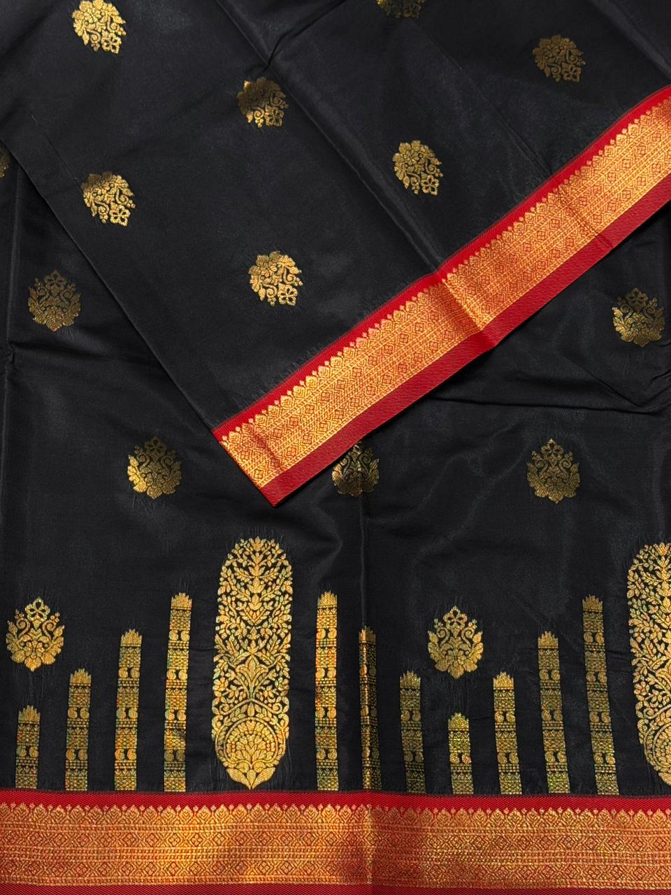 Black and Red blue silk saree - PDL2C