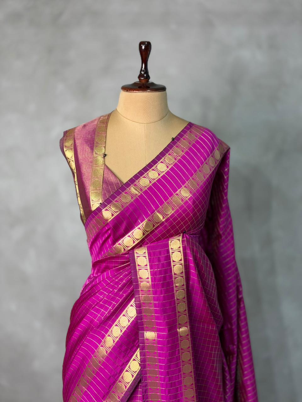 Magenta Semi Banarasi saree - MRN1