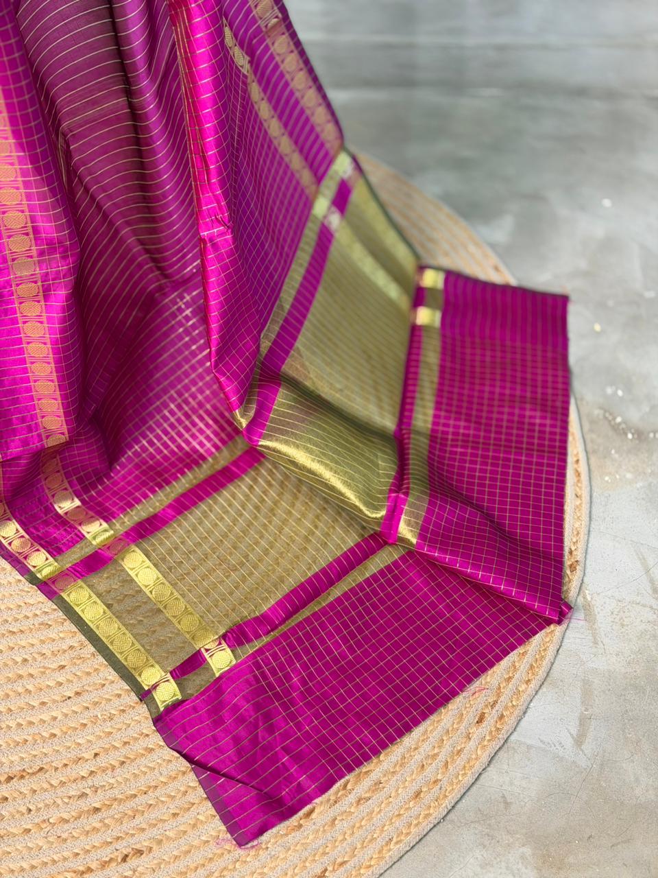Magenta Semi Banarasi saree - MRN1