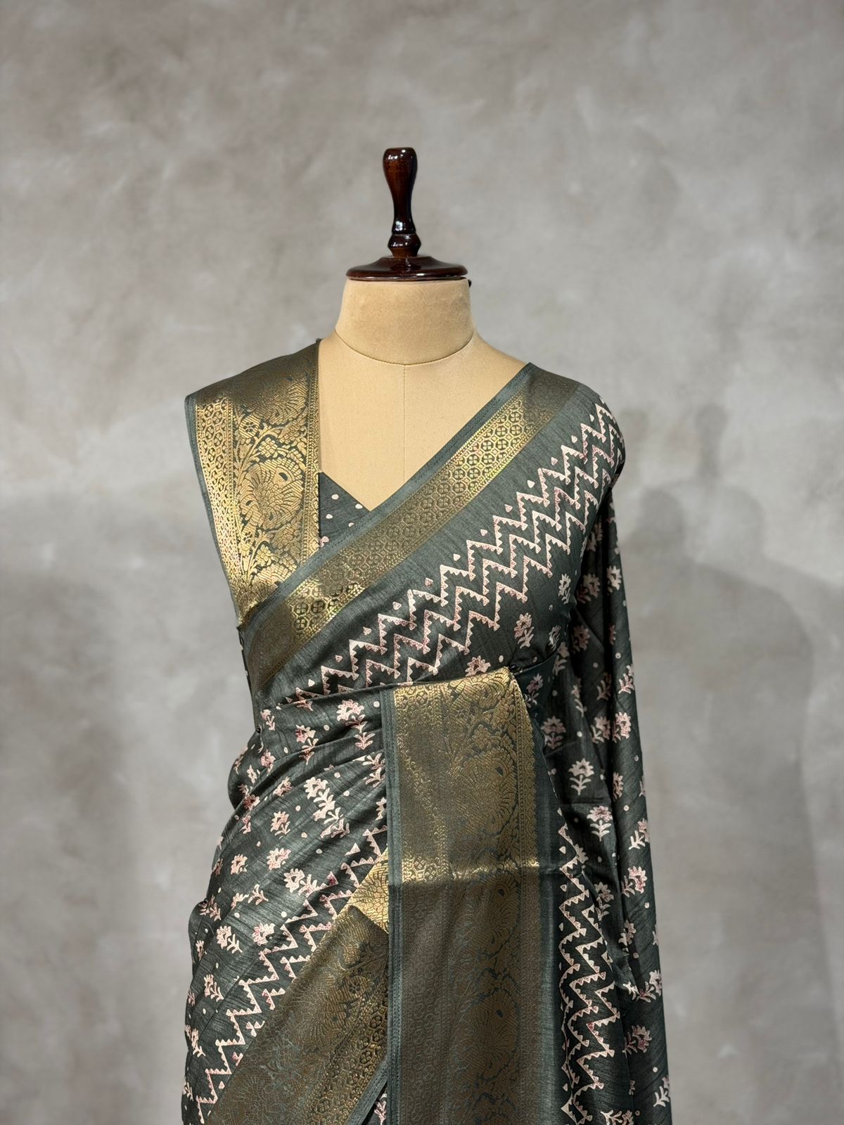 Green Soft Silk Saree - PSSU36