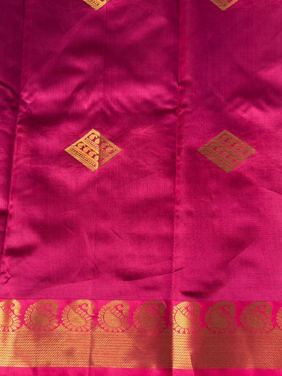 Black and magenta semi kanchipuram soft silk saree - PSSN174