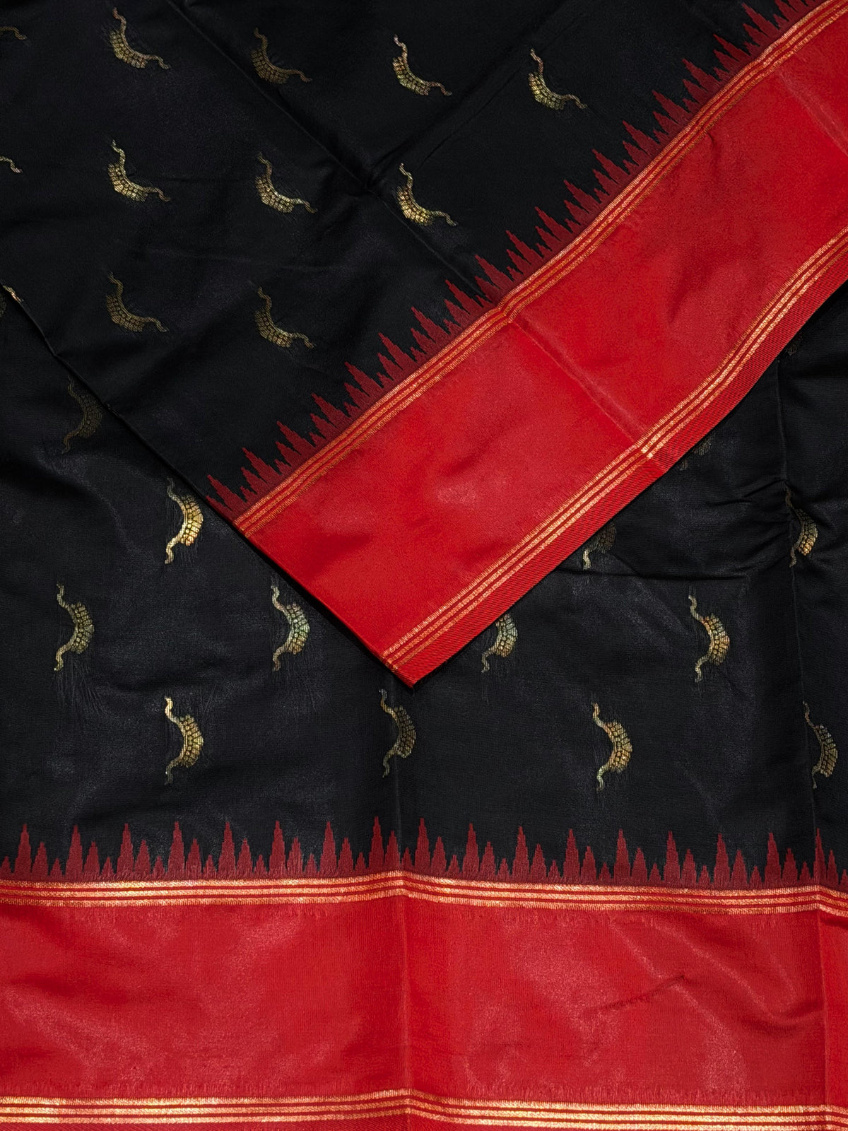 Black and Red silk saree - PDL4E