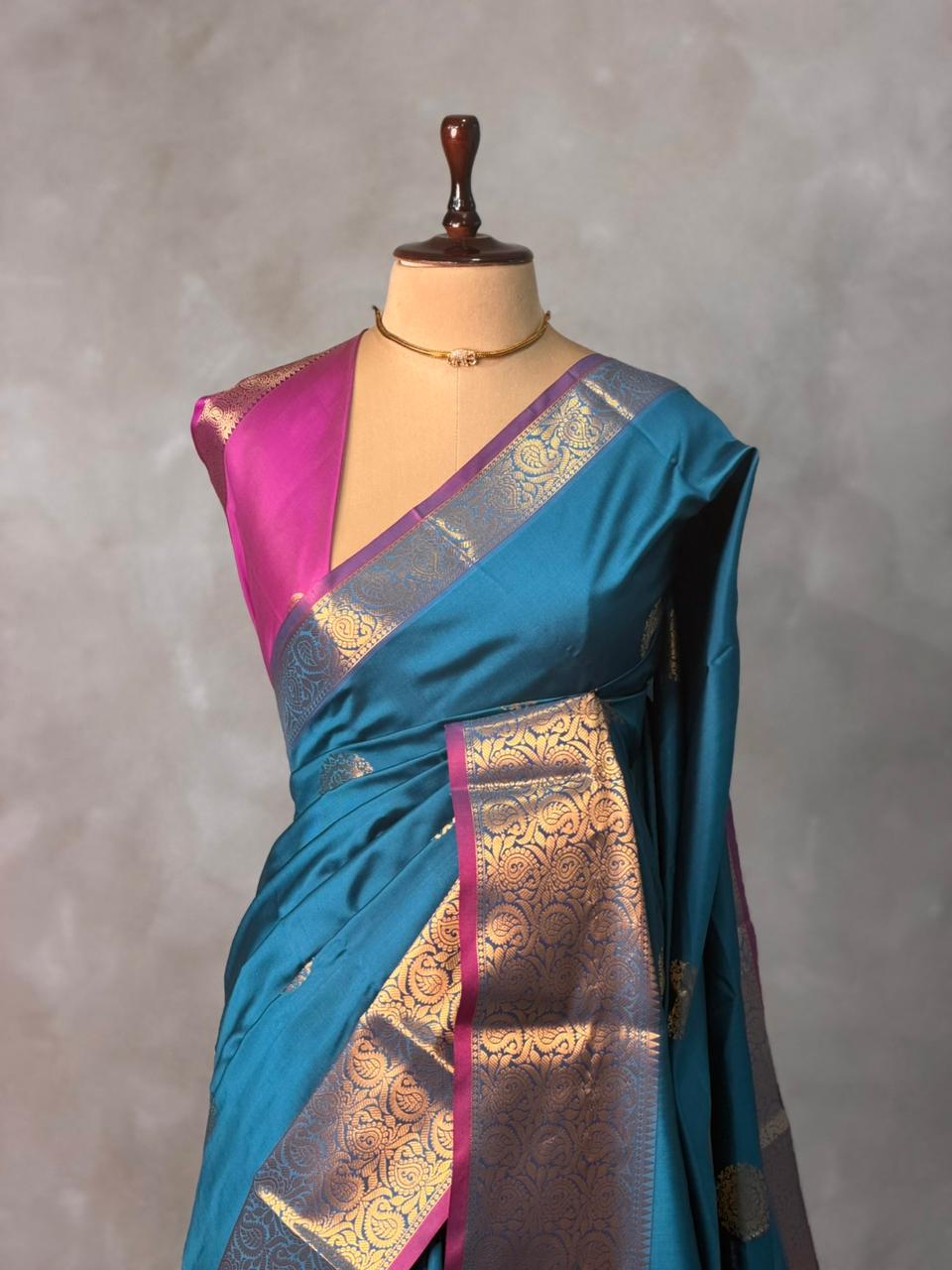 Blue and Magenta semi kanchipuram soft silk saree - PSSN189