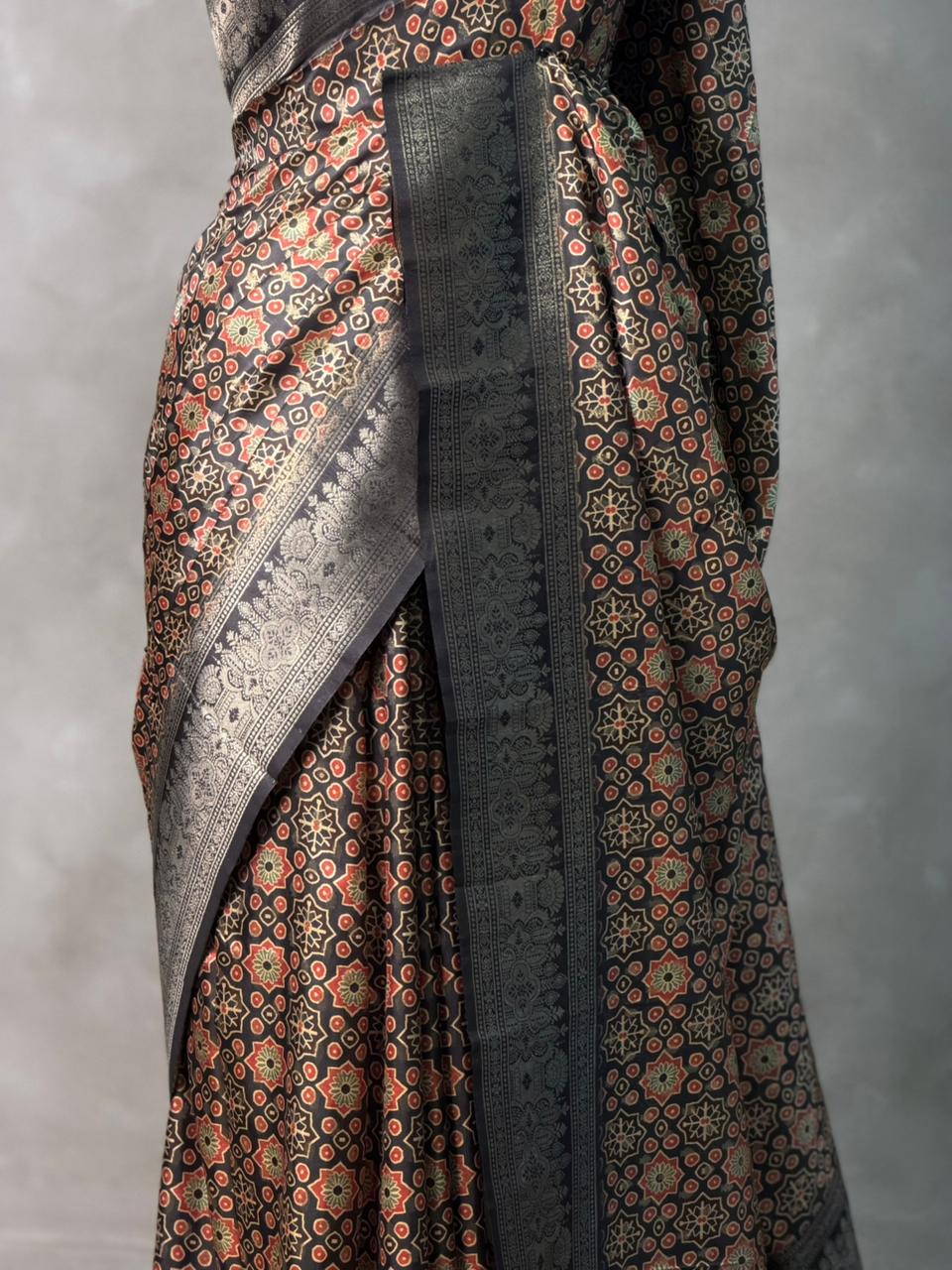 Black Banarasi Soft Silk saree- PBR4A