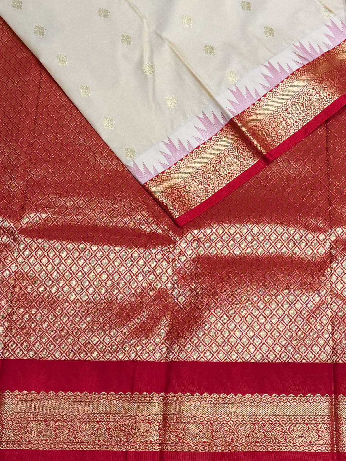 Sandal and red kanchipuram silk saree- PSSR323