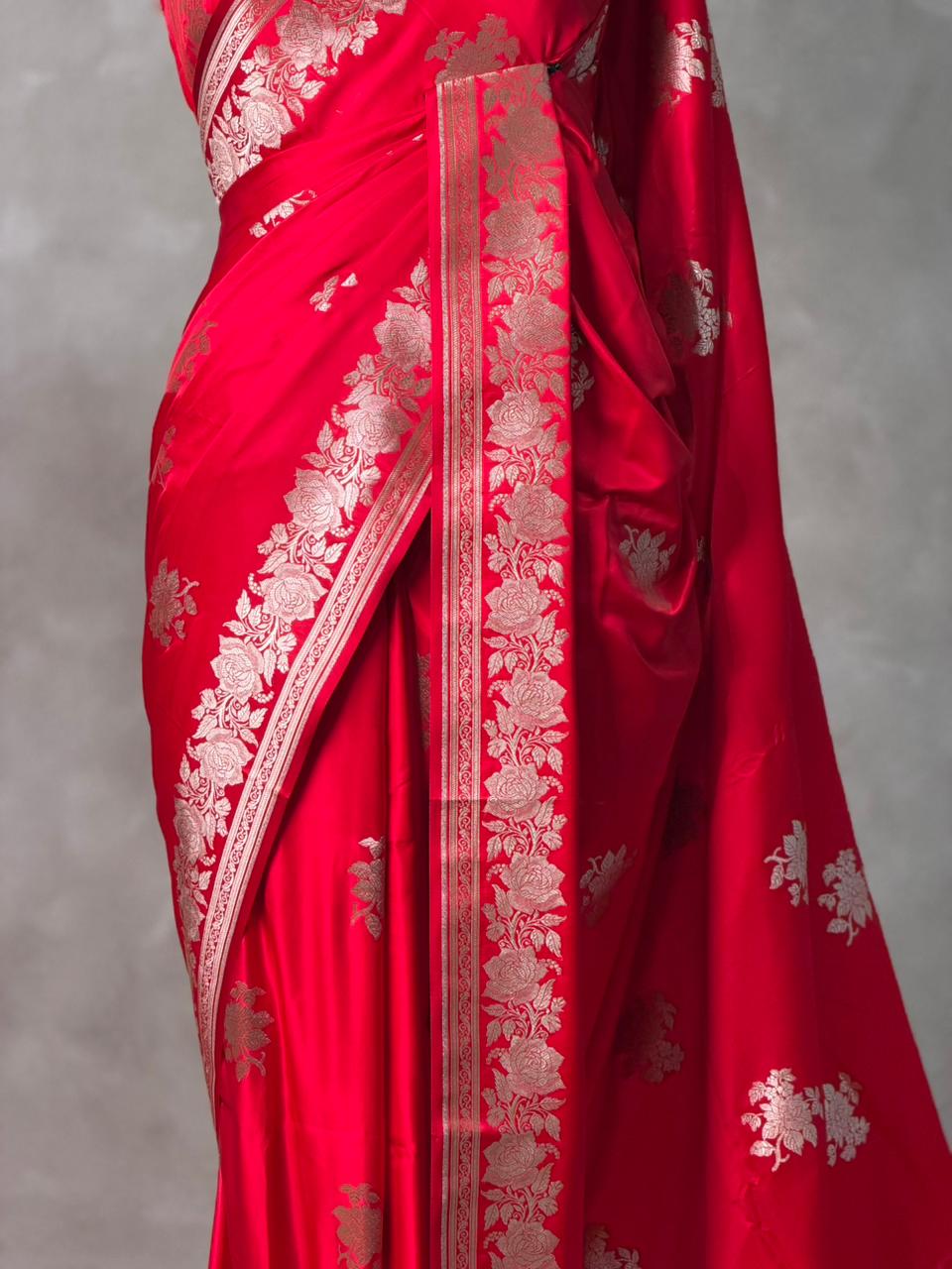 Red pure zatin Banarasi silk saree - RAZ1A