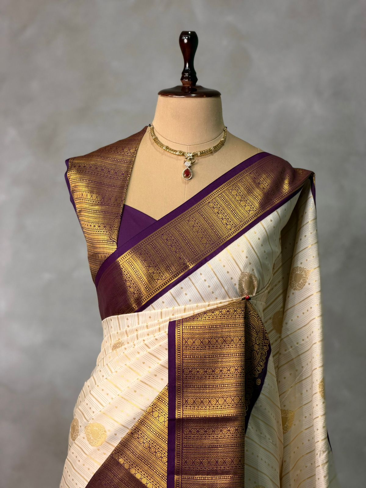 Sandal and Violet kanchipuram silk saree- PSSR330