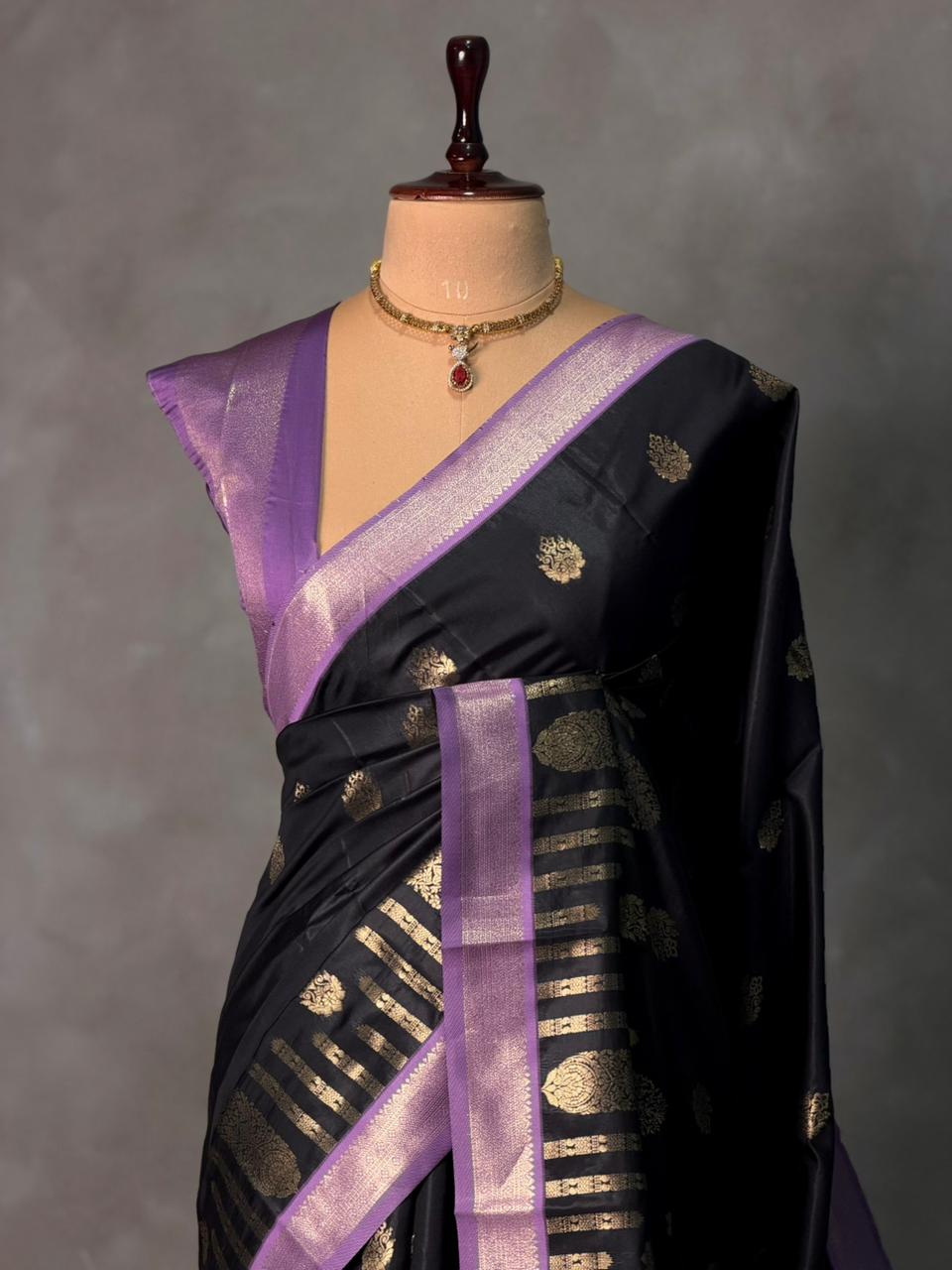Black and Lavender silk saree - PBR24D