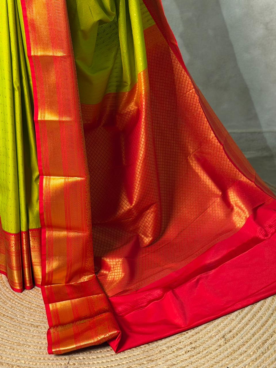 Parrot Green and Red Pink kanchipuram silk saree- PSSR333