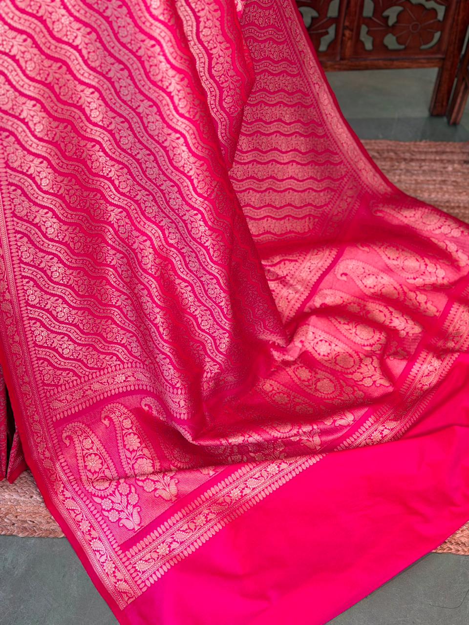 Rani pink Katan Banarasi silk saree - RAZ3G