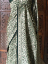 Dark Green Katan Banarasi silk saree - RAZ4B